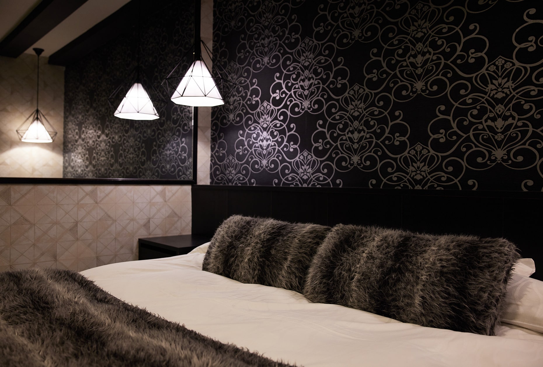 非日常の世界で、夢心地のひとときを。